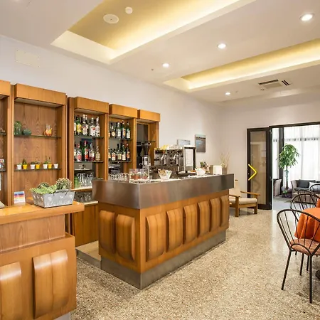 杰拉尼别墅酒店 里米尼